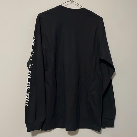 MEDIUM BRAND NEW- SCORCHED EARTH LONG SLEEVE “THIS IS NOT MY HOME” DOWN SLEEVE - Picture 3 of 3